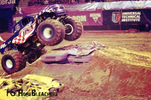 MONSTER-JAM-HB06